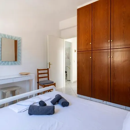 Nyaraló Panoramic View House Párosz