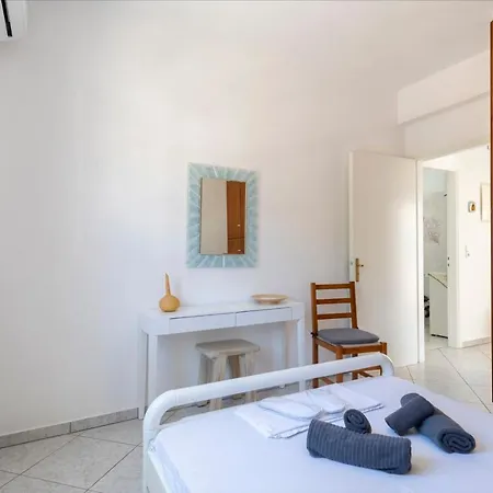 Nyaraló Panoramic View House Párosz